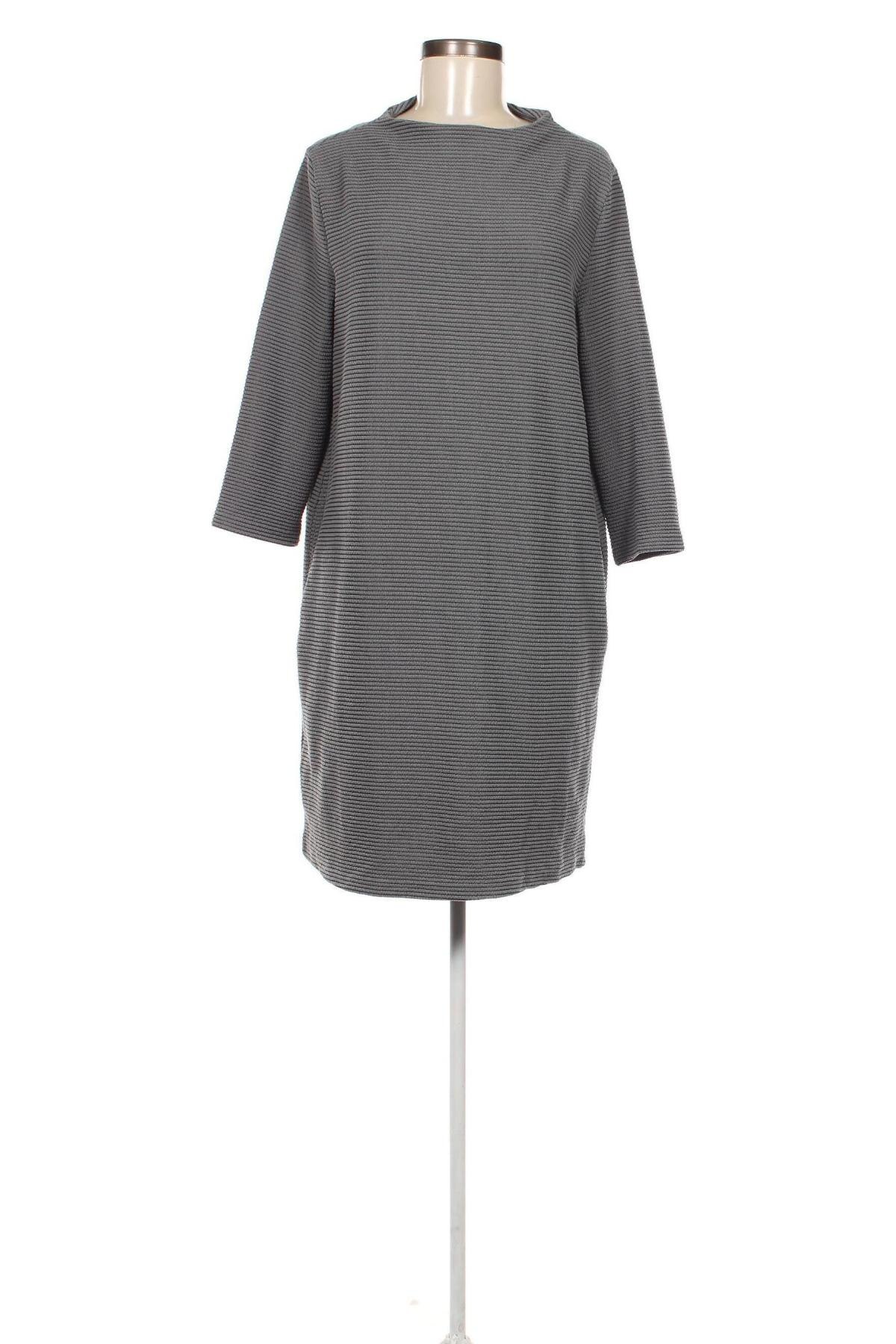 Kleid Gina Tricot, Größe M, Farbe Grau, Preis 7,52 €