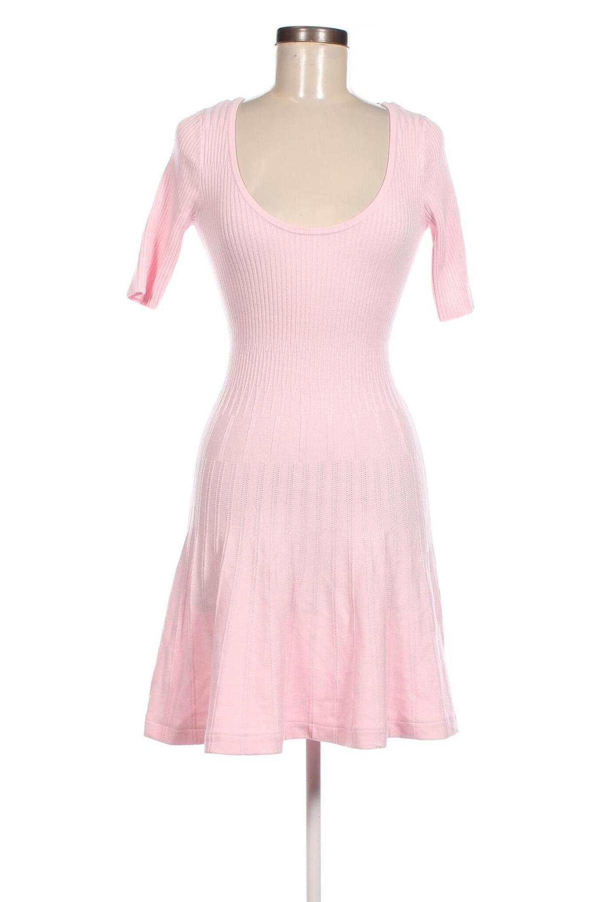 Šaty  Guess, Velikost M, Barva Růžová, Cena  3 475,00 Kč