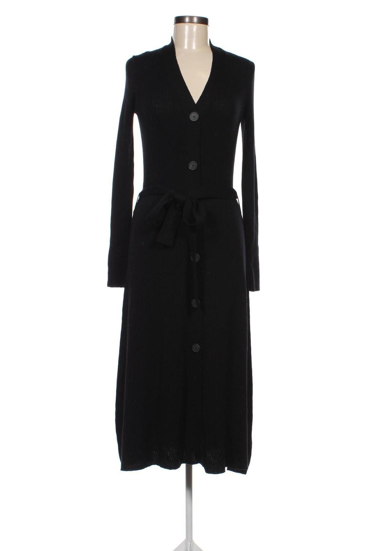 Šaty  Ivy & Oak, Velikost M, Barva Černá, Cena  1 813,00 Kč