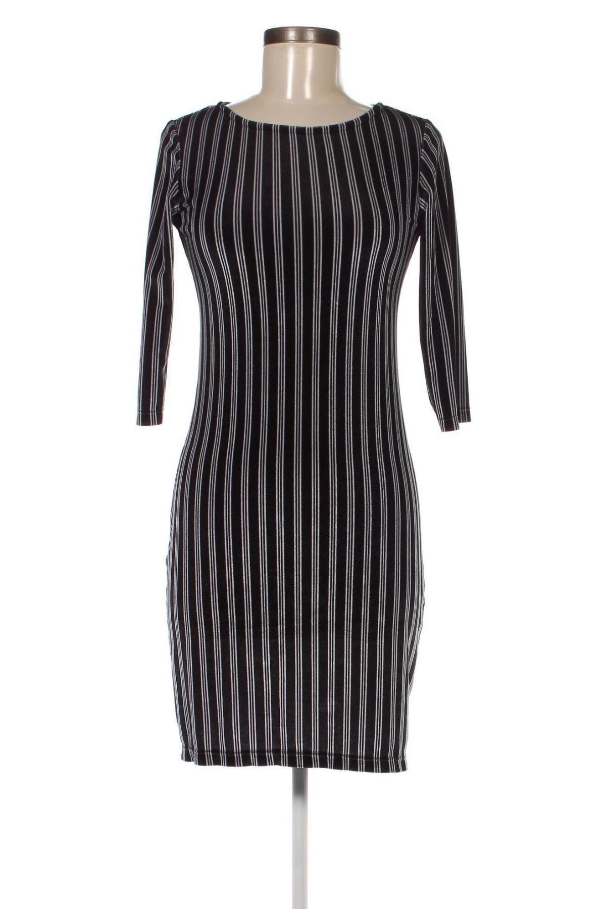 Φόρεμα Reserved, Μέγεθος S, Χρώμα Μαύρο, Τιμή 15,13 €
