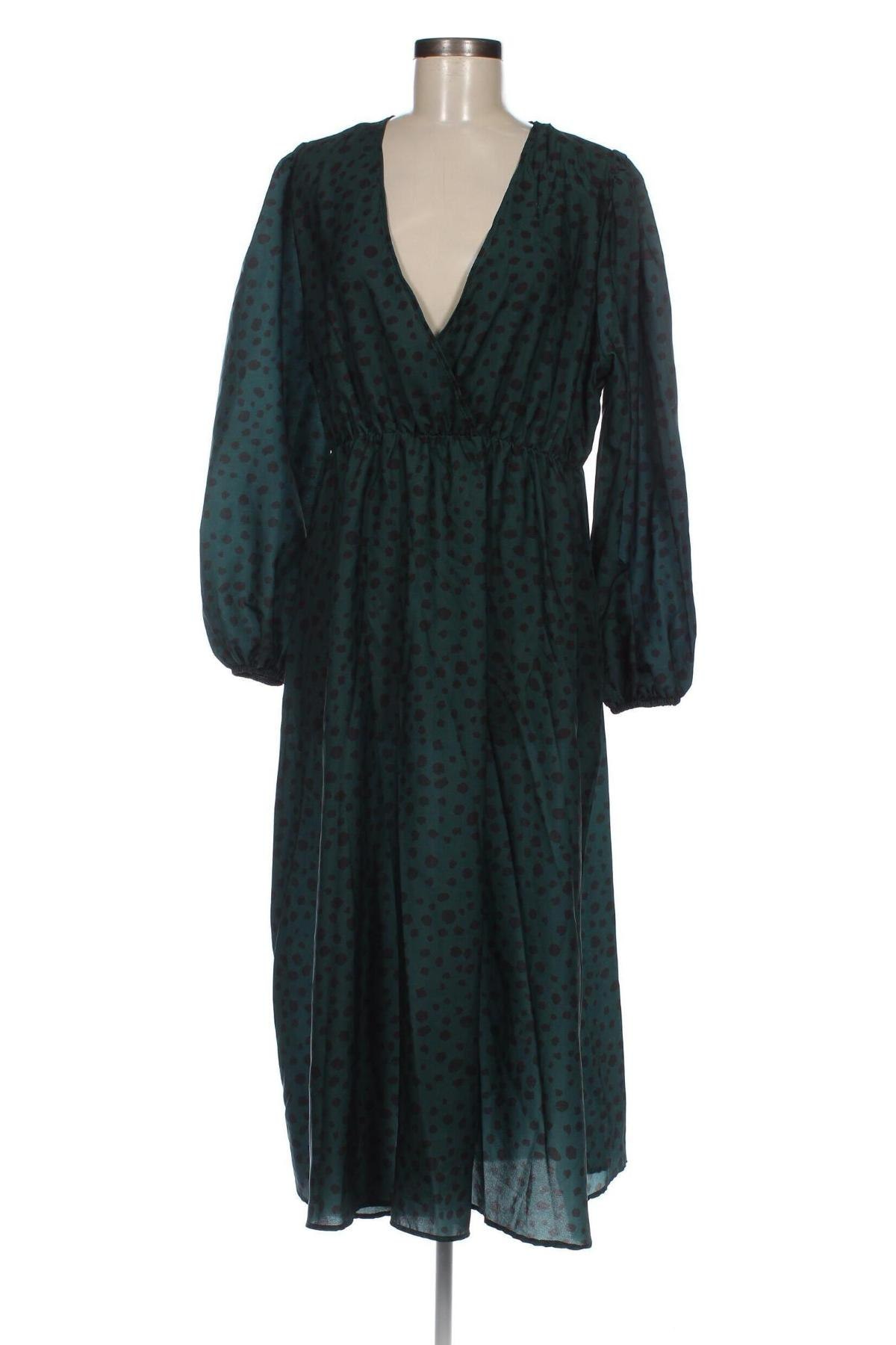 Kleid SHEIN, Größe XL, Farbe Mehrfarbig, Preis 15,00 €