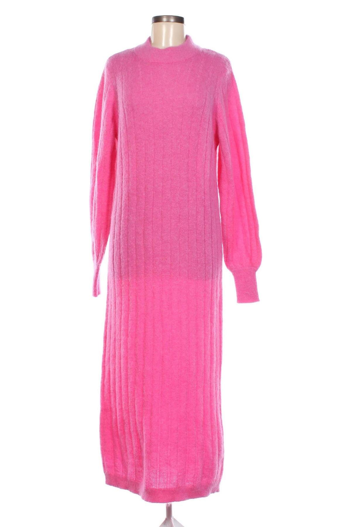 Sukienka Selected Femme, Rozmiar M, Kolor Różowy, Cena 323,99 zł