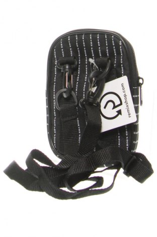 Tasche Mister Tee, Farbe Mehrfarbig, Preis € 28,99