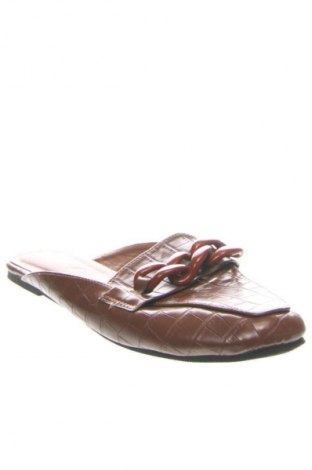 Papucs Pieces, Méret 40, Szín Barna, Ár 5 624 Ft
