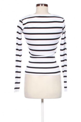 Damen Shirt About You, Größe M, Farbe Mehrfarbig, Preis € 32,99