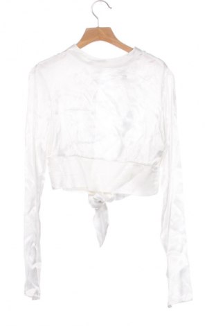Damen Shirt Bershka, Größe XS, Farbe Weiß, Preis 9,72 €