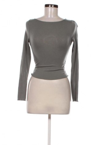 Damen Shirt Bershka, Größe M, Farbe Grün, Preis 15,86 €