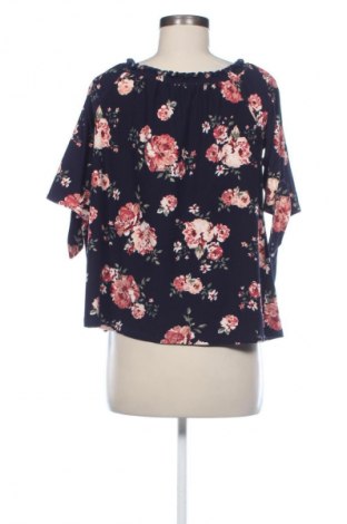 Damen Shirt Colloseum, Größe M, Farbe Mehrfarbig, Preis 10,00 €