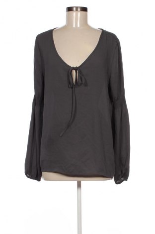 Bluză de femei Forever 21, Mărime L, Culoare Gri, Preț 67,99 Lei