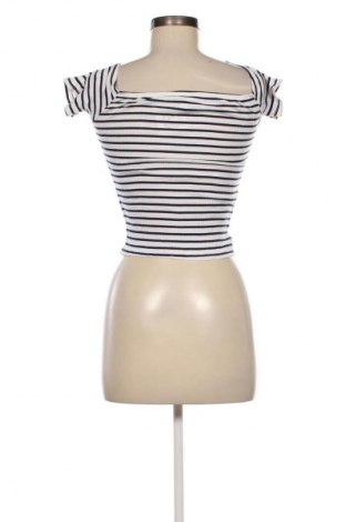 Damen Shirt H&M Divided, Größe S, Farbe Mehrfarbig, Preis 13,99 €