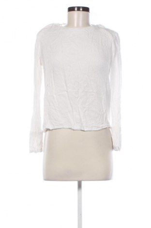 Damen Shirt Mohito, Größe M, Farbe Weiß, Preis 9,72 €