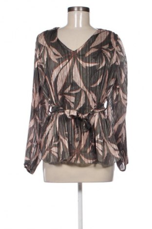 Damen Shirt NEW COLLECTION, Größe M, Farbe Mehrfarbig, Preis 17,39 €