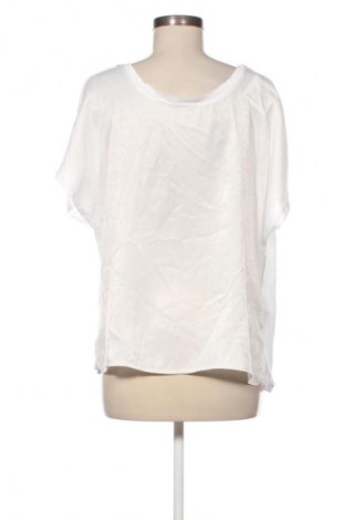 Dámská halenka ONLY, Velikost XXL, Barva Bílá, Cena  329,00 Kč