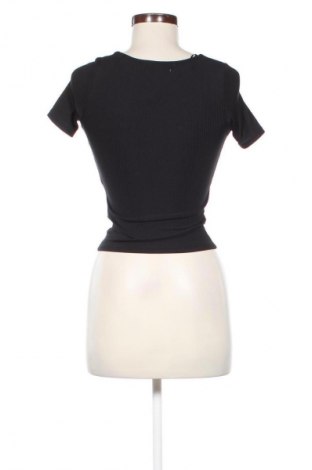 Damen Shirt Pull&Bear, Größe S, Farbe Schwarz, Preis 13,99 €