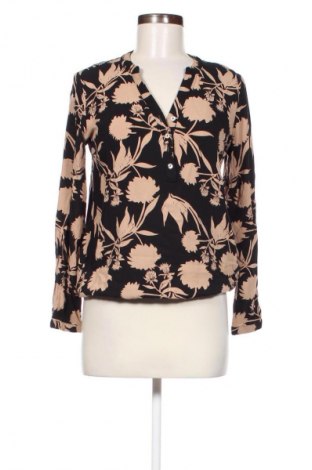 Damen Shirt Reserved, Größe M, Farbe Mehrfarbig, Preis 10,00 €