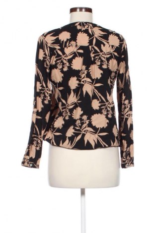 Damen Shirt Reserved, Größe M, Farbe Mehrfarbig, Preis 10,00 €