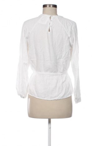 Damen Shirt Sinsay, Größe M, Farbe Weiß, Preis 10,00 €