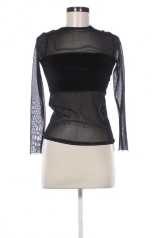 Damen Shirt Stradivarius, Größe S, Farbe Schwarz, Preis 9,99 €