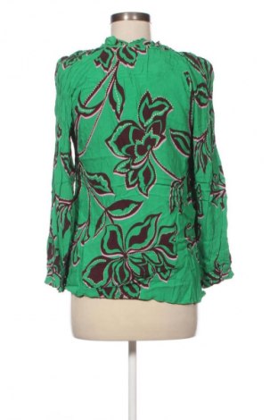 Damen Shirt Sussan, Größe S, Farbe Grün, Preis 23,99 €