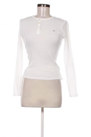 Дамска блуза Tommy Jeans, Размер XS, Цвят Бял, Цена 157,99 лв.