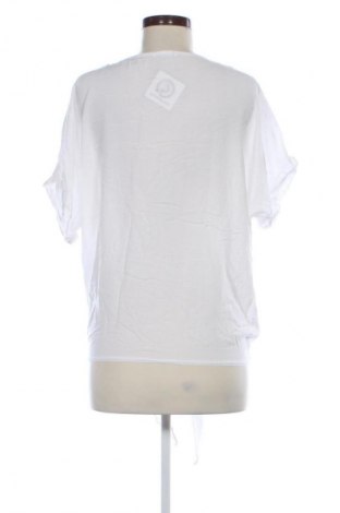 Дамска блуза Unbranded, Размер XL, Цвят Бял, Цена 19,99 лв.