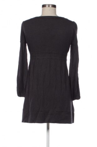 Damen Shirt Untitled, Größe M, Farbe Lila, Preis 10,00 €