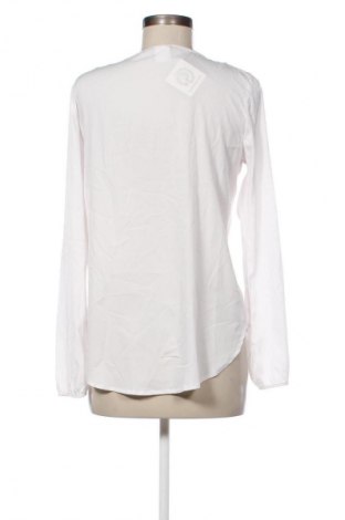 Дамска блуза Vero Moda, Размер M, Цвят Бял, Цена 20,99 лв.