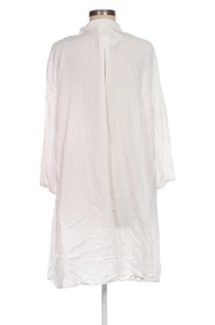 Damenbluse Janina, Größe XL, Farbe Weiß, Preis € 17,99