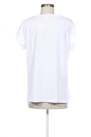 Γυναικείο t-shirt Beloved, Μέγεθος 3XL, Χρώμα Λευκό, Τιμή 9,20 €