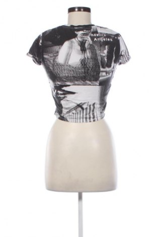 Damen T-Shirt Cropp, Größe M, Farbe Mehrfarbig, Preis 9,21 €