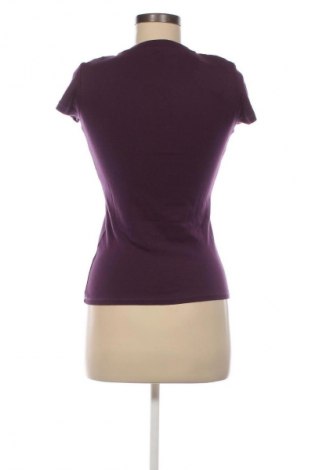 Damski T-shirt Essentials, Rozmiar S, Kolor Fioletowy, Cena 39,08 zł