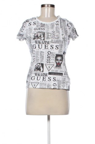 Damen T-Shirt Guess, Größe M, Farbe Mehrfarbig, Preis 16,24 €