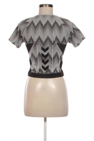 Tricou de femei Hummel, Mărime M, Culoare Multicolor, Preț 67,99 Lei