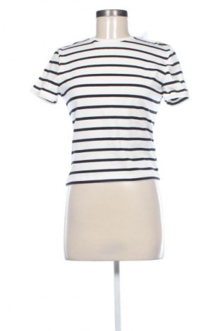 Γυναικείο t-shirt LC Waikiki, Μέγεθος L, Χρώμα Πολύχρωμο, Τιμή 18,41 €