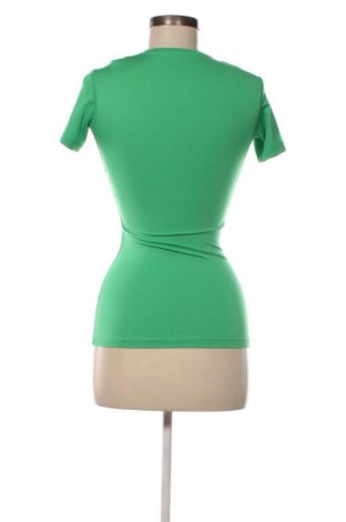 Dámské tričko Nike, Velikost S, Barva Zelená, Cena  439,00 Kč