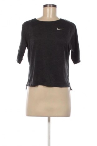 Γυναικείο t-shirt Nike, Μέγεθος S, Χρώμα Γκρί, Τιμή 17,99 €