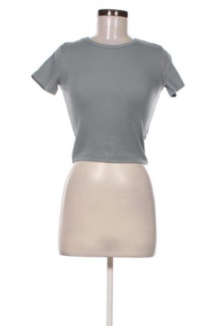 Tricou de femei Pull&Bear, Mărime M, Culoare Albastru, Preț 44,74 Lei
