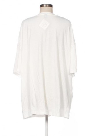 Дамска тениска SHEIN, Размер 4XL, Цвят Бял, Цена 17,99 лв.