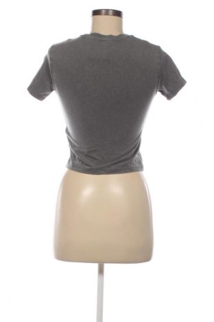 Γυναικείο t-shirt Sinsay, Μέγεθος S, Χρώμα Γκρί, Τιμή 8,70 €