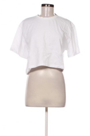 Damen T-Shirt Stradivarius, Größe M, Farbe Weiß, Preis 8,70 €