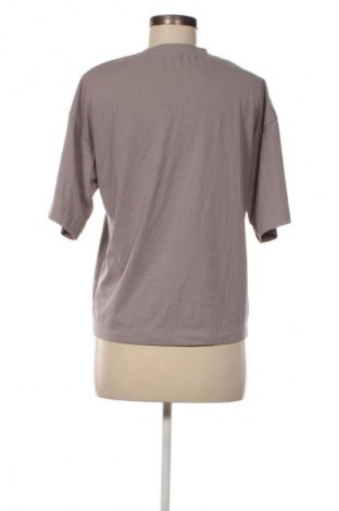 Γυναικείο t-shirt Unbranded, Μέγεθος M, Χρώμα  Μπέζ, Τιμή 10,99 €