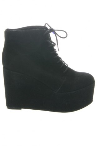 Damen Stiefeletten Topshop, Größe 37, Farbe Schwarz, Preis 103,99 €