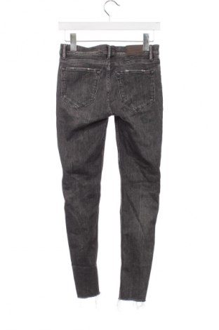 Damskie jeansy AllSaints, Rozmiar S, Kolor Szary, Cena 116,99 zł