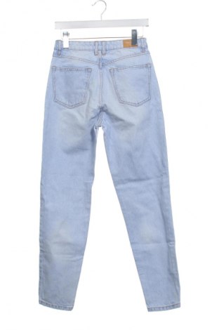 Дамски дънки Bershka, Размер XS, Цвят Син, Цена 28,84 лв.