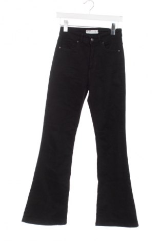 Női farmernadrág Bershka, Méret M, Szín Fekete, Ár 3 559 Ft