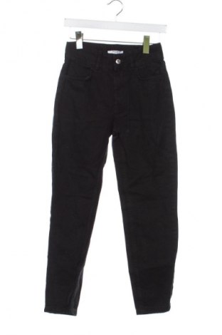 Női farmernadrág Bershka, Méret XS, Szín Fekete, Ár 3 559 Ft