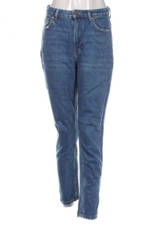 Γυναικείο Τζίν Bershka, Μέγεθος S, Χρώμα Μπλέ, Τιμή 9,99 €