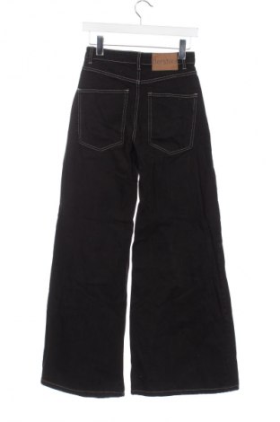 Dámské džíny  Bershka, Velikost XS, Barva Černá, Cena  469,00 Kč