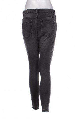Damskie jeansy Bershka, Rozmiar M, Kolor Czarny, Cena 68,00 zł