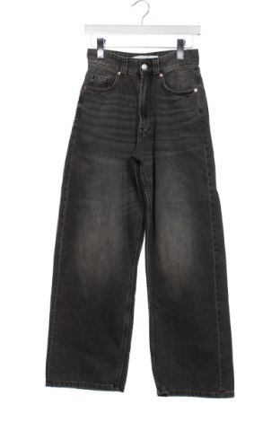 Dámske džínsy  Bershka, Veľkosť XXS, Farba Sivá, Cena  14,75 €